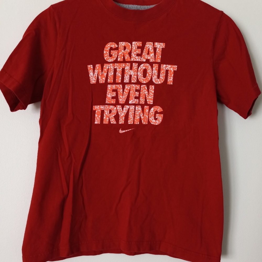 Nike youth short sleeve crewneck tee M "great without even trying"